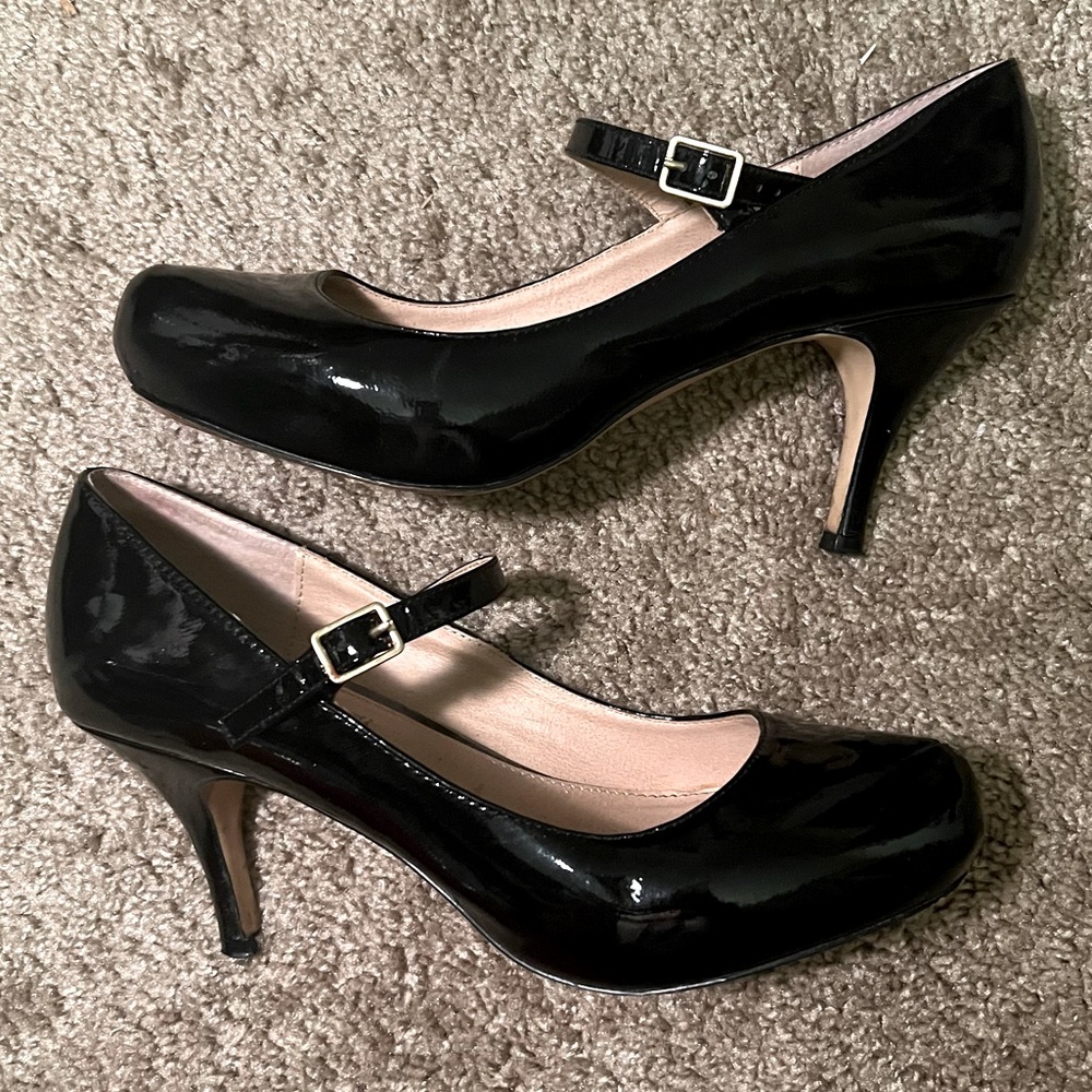 STEVE MADDEN BLACK HEELS